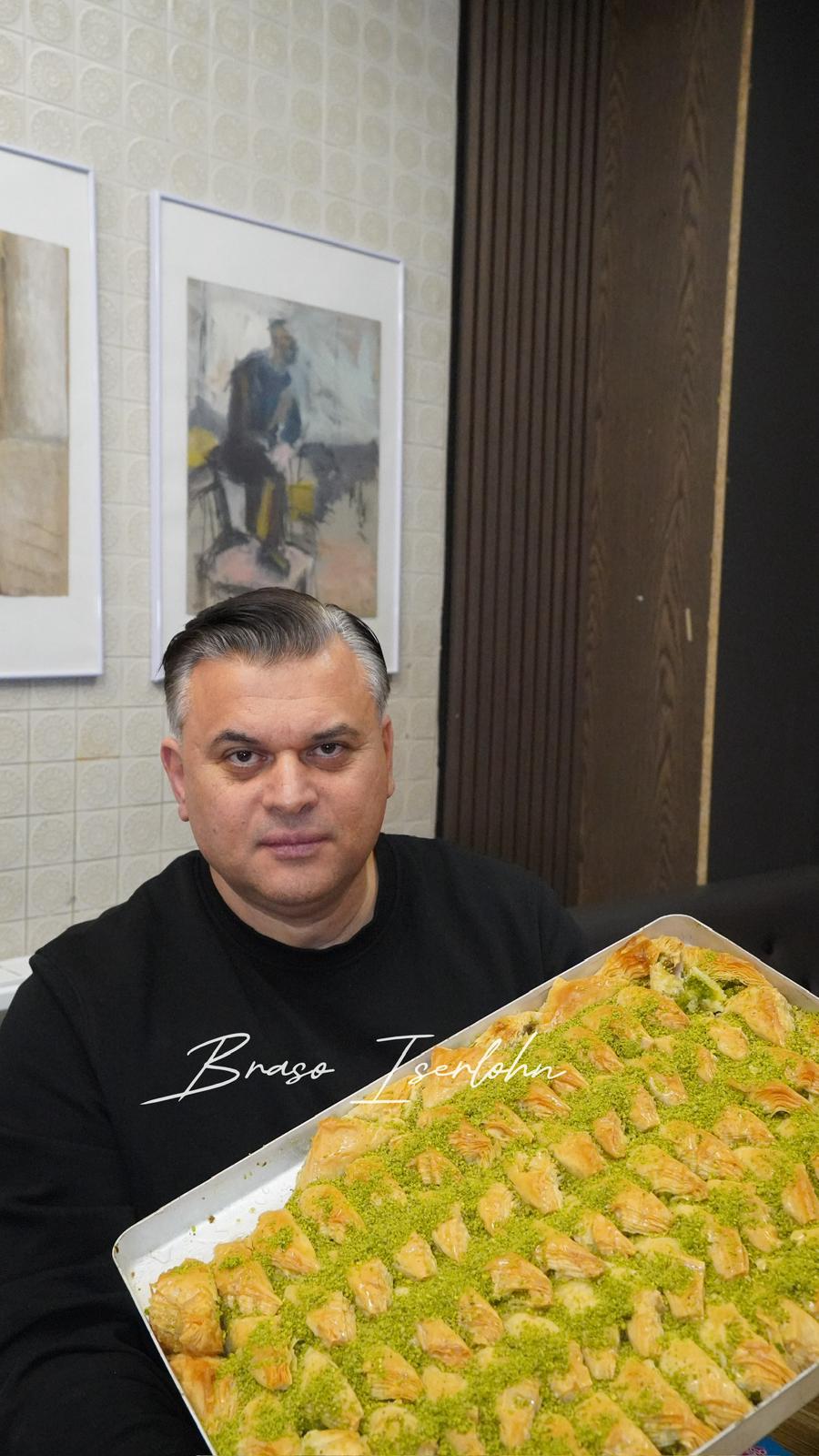 Baklava Partner von Braso mit Tablett Baklava